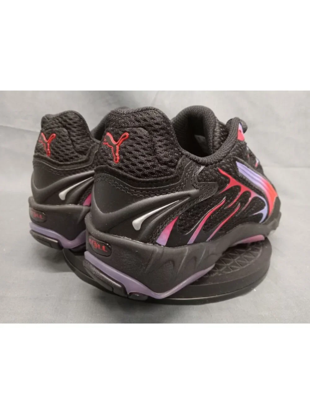 Puma Inhale Jr (GS) 401694 02 Sneaker Puma Black Puma Red Boys Size 5 NEW NO BOX